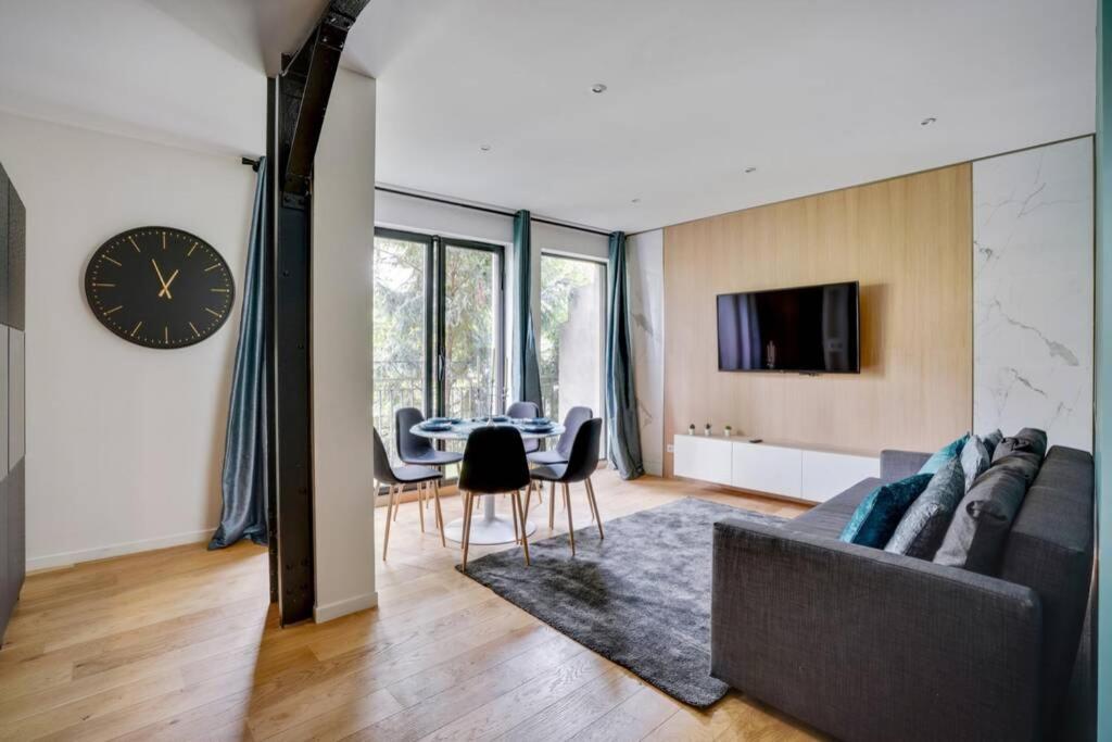 Suite Luxury Republique Paris Eksteriør bilde